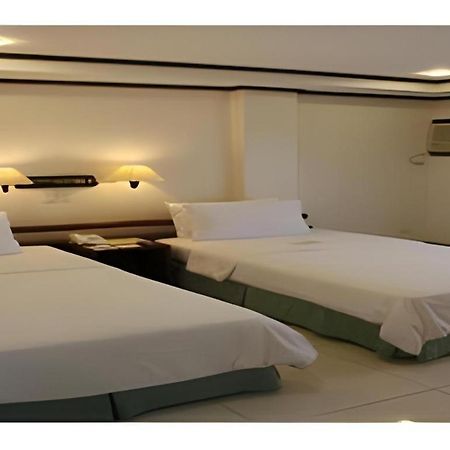 Soledad Suites Panglao Exteriör bild