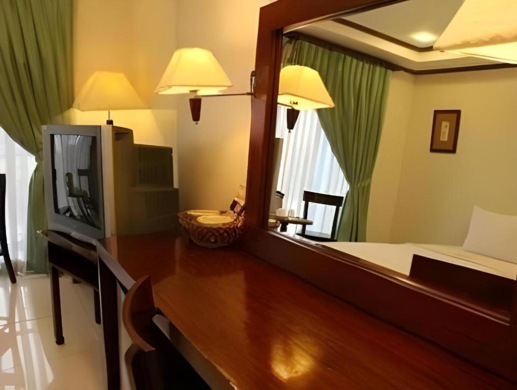 Soledad Suites Panglao Exteriör bild
