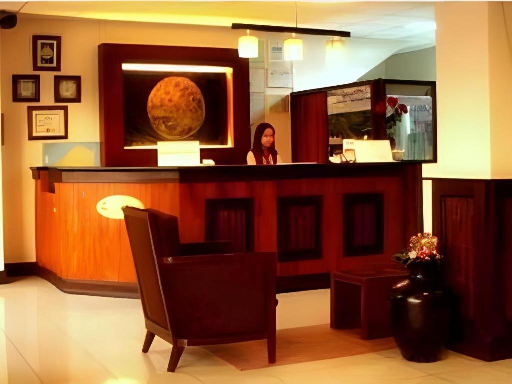 Soledad Suites Panglao Exteriör bild