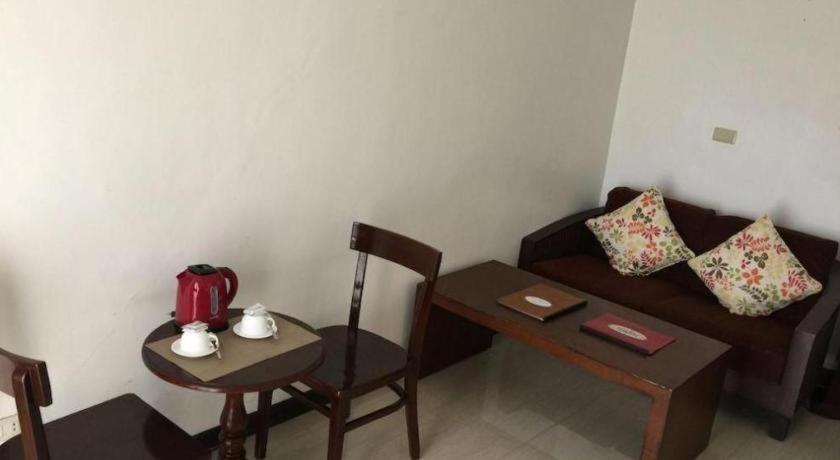 Soledad Suites Panglao Exteriör bild